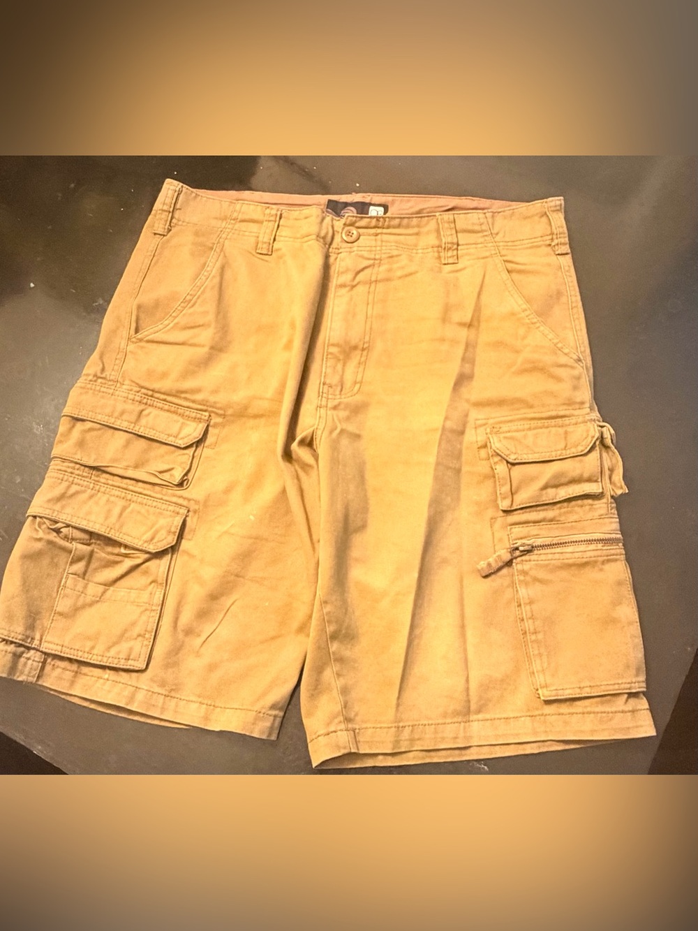 Men's Cargo Shorts in Khaki